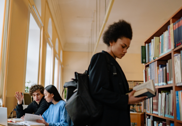 How to work while studying in Dubai in 2026: permits, hours, and eligible jobs for international students 20 work while studying in Dubai