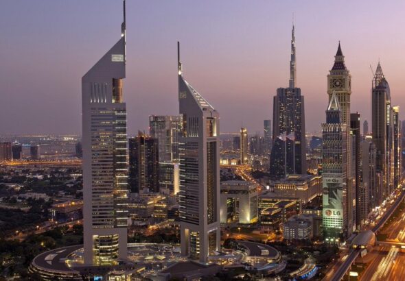 media2FHE65cmza8AAgdc4