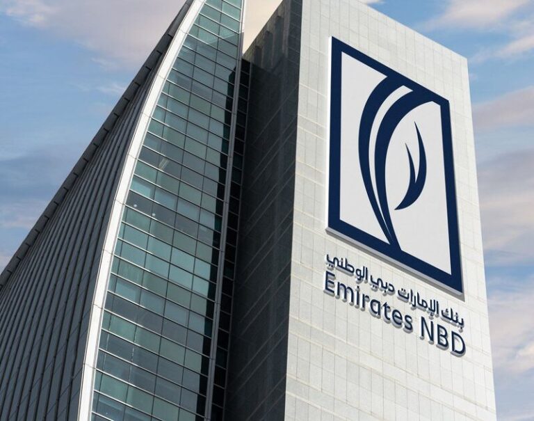 media2FHFSrN7baQAA01LL