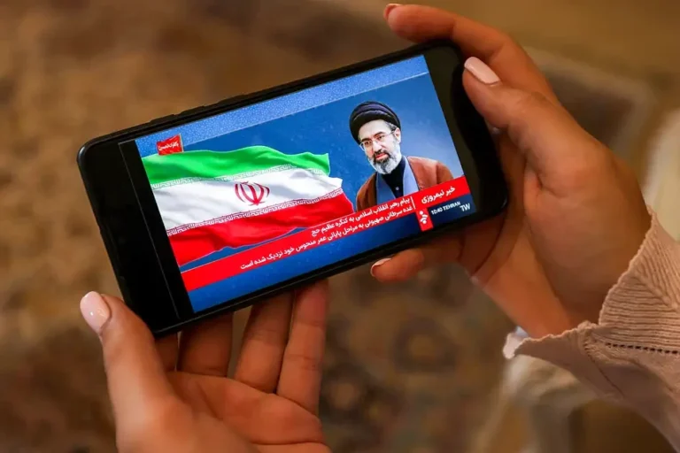 Iran internet access restored