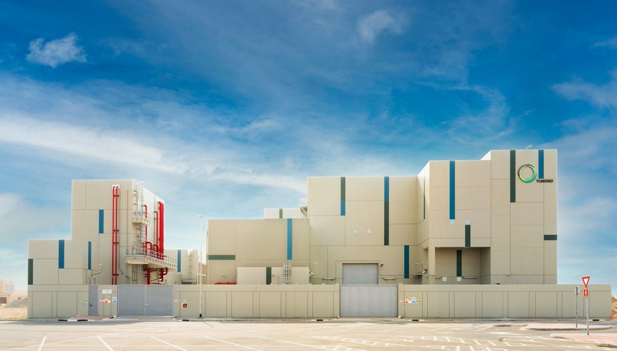 DEWA electricity transmission expansion 5 DEWA substations 2025