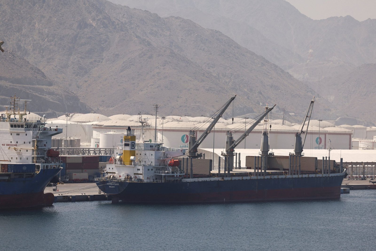 UAE Strait of Hormuz dependency zero