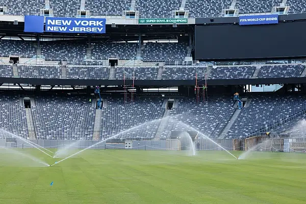 FIFA reusable water bottle ban