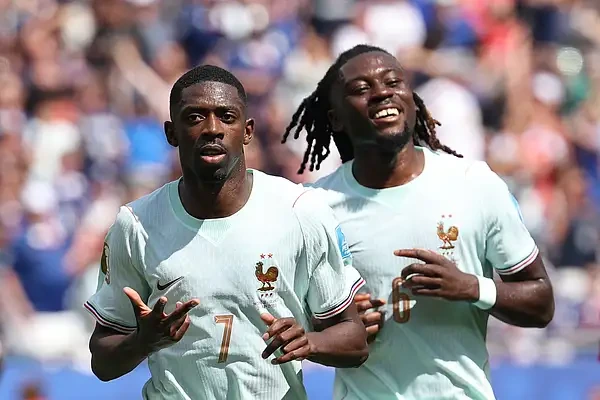 Ousmane Dembele hat-trick