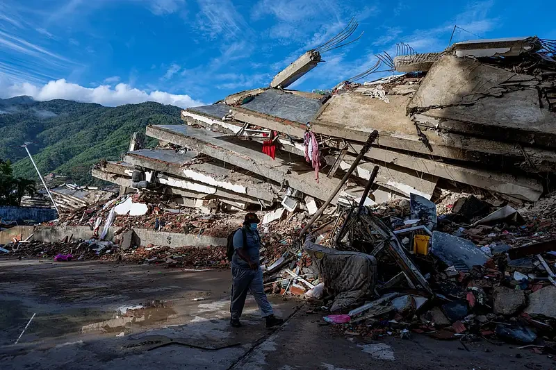 Venezuela twin earthquakes death toll