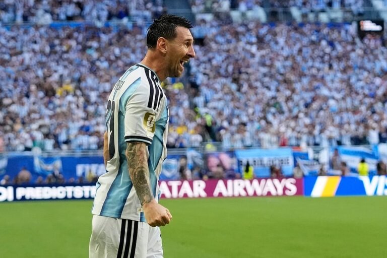 Lionel Messi 20th World Cup goal lifts Golden Boot lead 6 Lionel Messi 20th World Cup goal