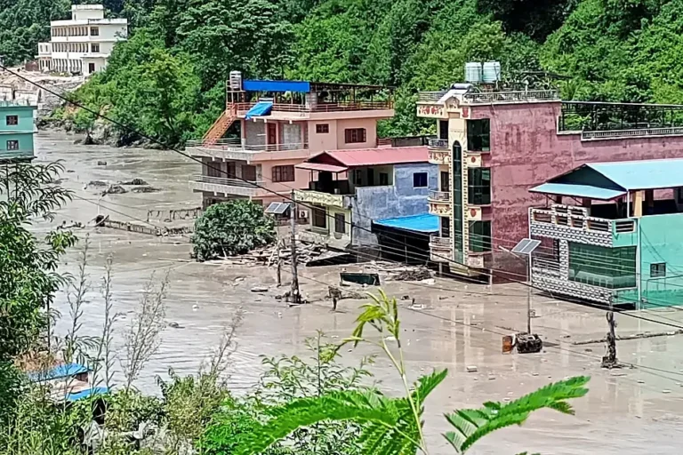 Nepal flash flood leaves 384 missing after border quake 7 Nepal flash flood