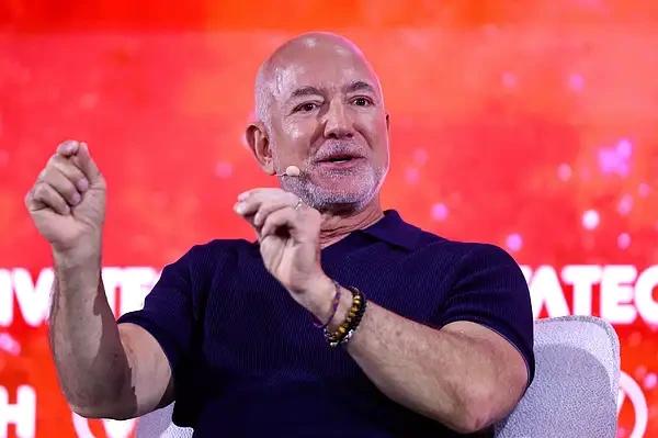 Bezos Nears Liverpool FC Stake Deal 2 Jeff Bezos Liverpool FC