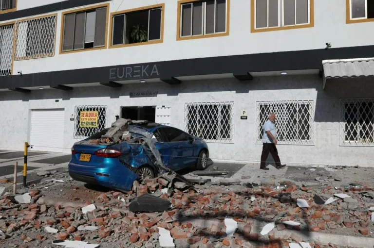 Colombia earthquake: 7.4 magnitude quake hits 7 Colombia earthquake