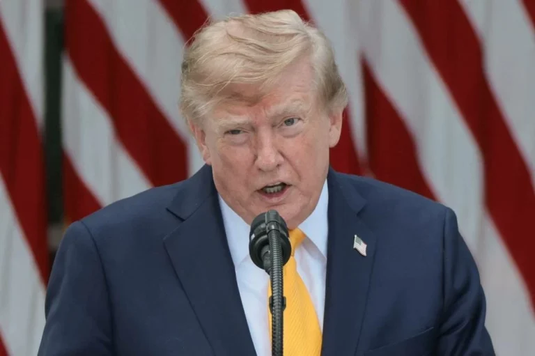 US$103,265 H-1B Visa Fee Moves Toward Permanent Status 1 H-1B visa fee