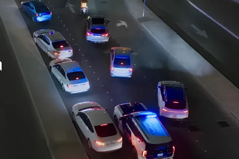 AED 3,000 Fine: 5 Rules for Giving Way to UAE Ambulances 2 give way ambulance UAE