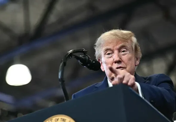 Trump Oman threat