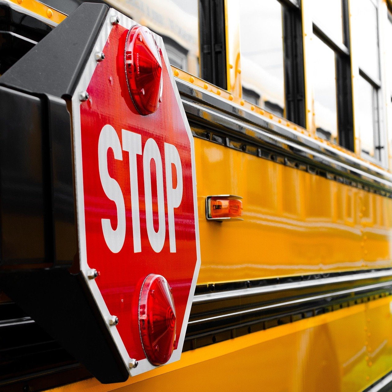 16 UAE Traffic Fines to Know as School Resumes
