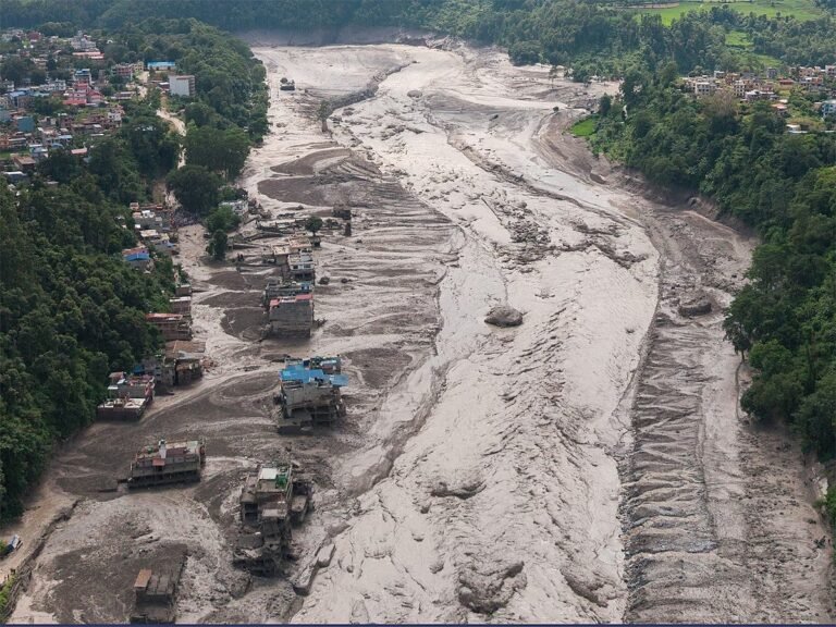 Nepal flood safe looting leads to 29 arrests, NPR 9.27M recovered 7 Nepal flood safe looting