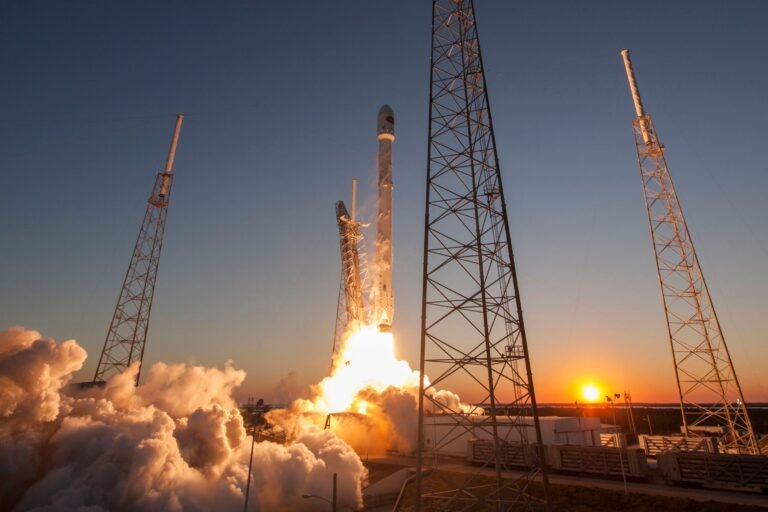 SpaceX Launch Record: 2 Falcon 9 Missions in 38 Minutes 7 SpaceX launch record