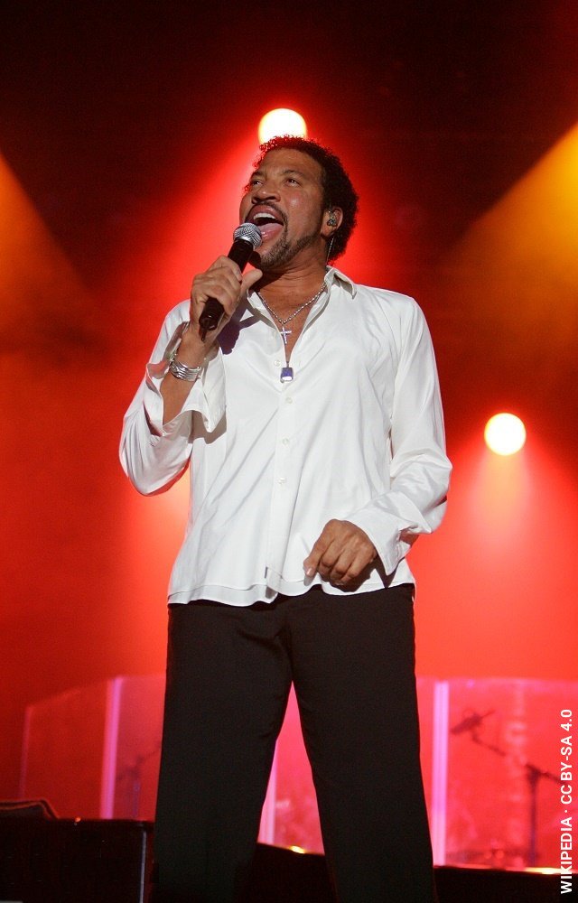 Lionel Richie ICU Admission Follows St. Louis Gig 5 Lionel Richie ICU Admission Follows St. Louis Gig
