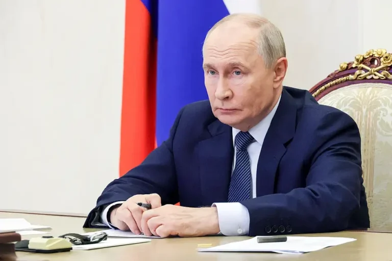 Putin Kyiv ceasefire: 3-day strike halt set for US team 2 Putin Kyiv ceasefire