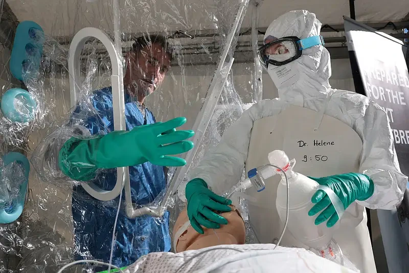 Ebola patient evacuated Switzerland
