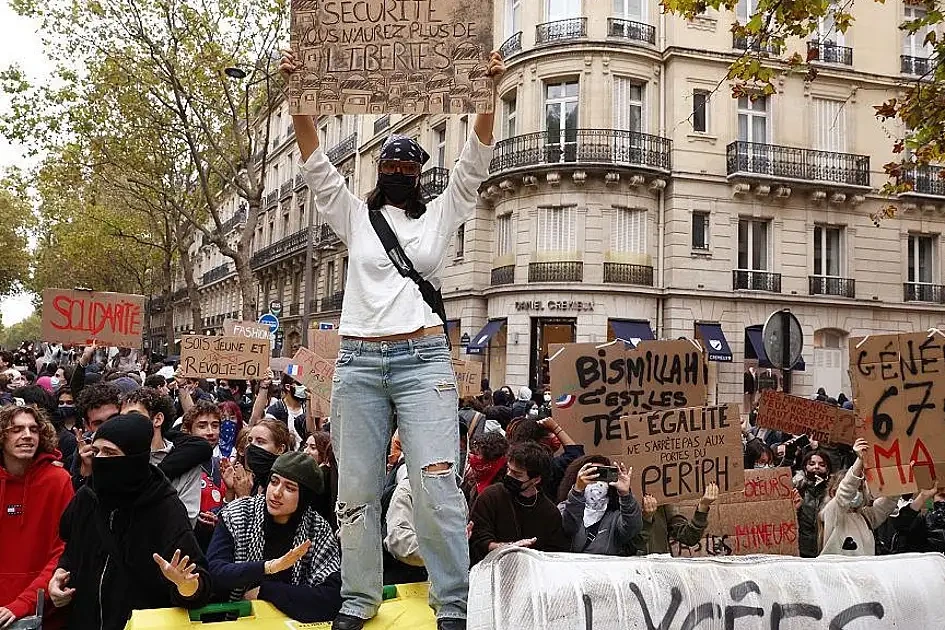 €5B reform offered after France school protests spread France school protests